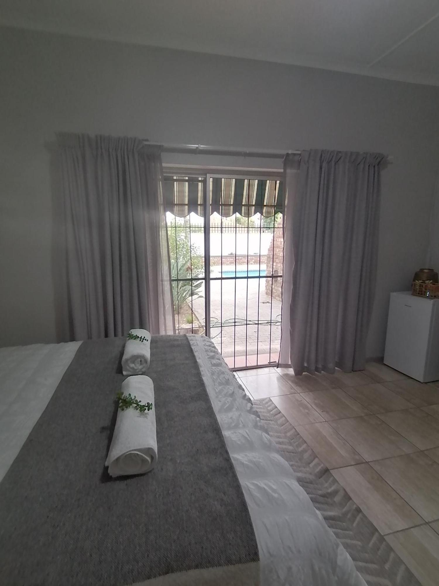 Oppi Draai Guesthouse Oudtshoorn Esterno foto