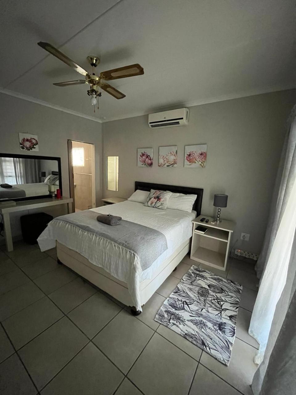 Oppi Draai Guesthouse Oudtshoorn Esterno foto
