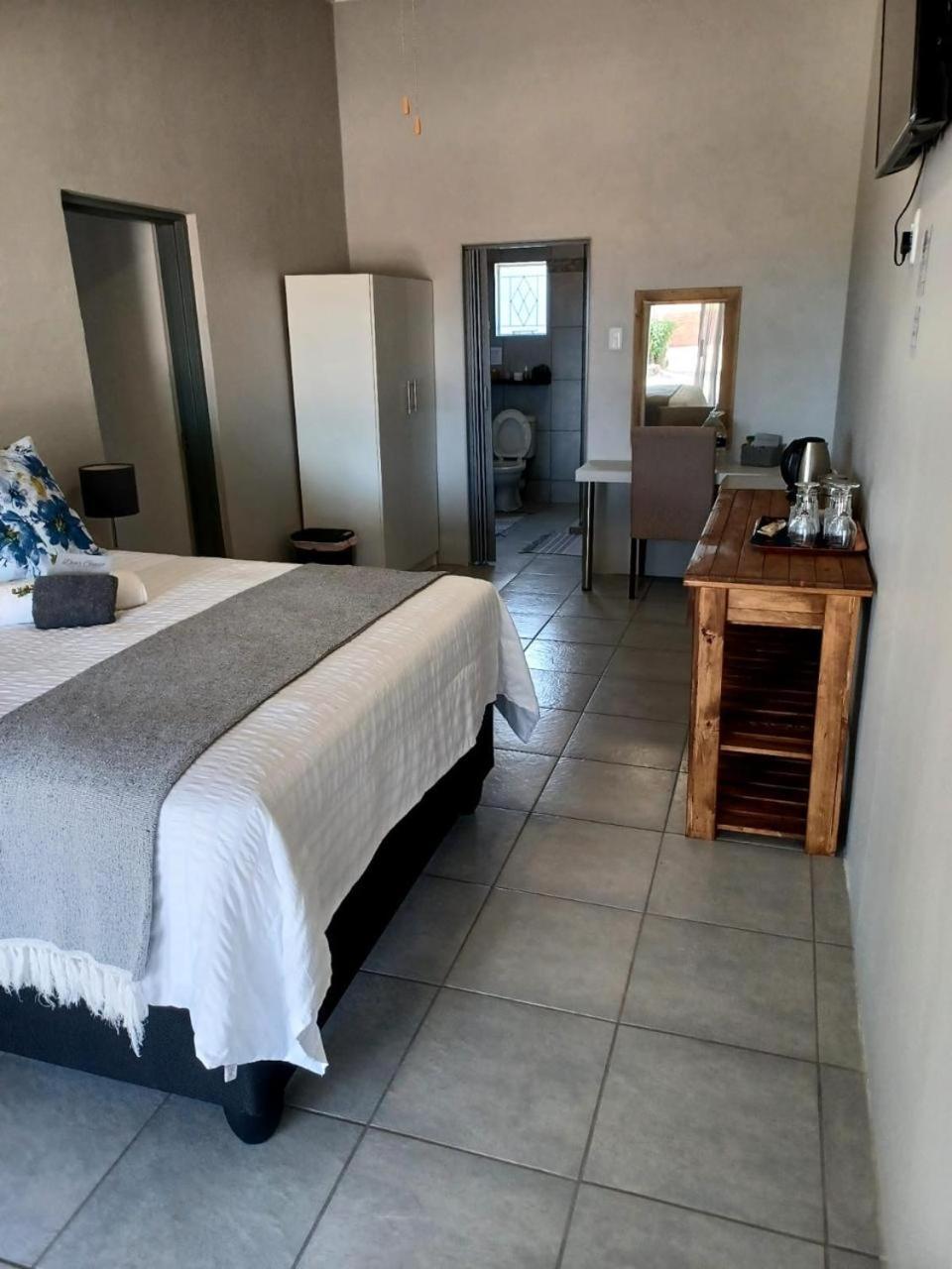 Oppi Draai Guesthouse Oudtshoorn Esterno foto