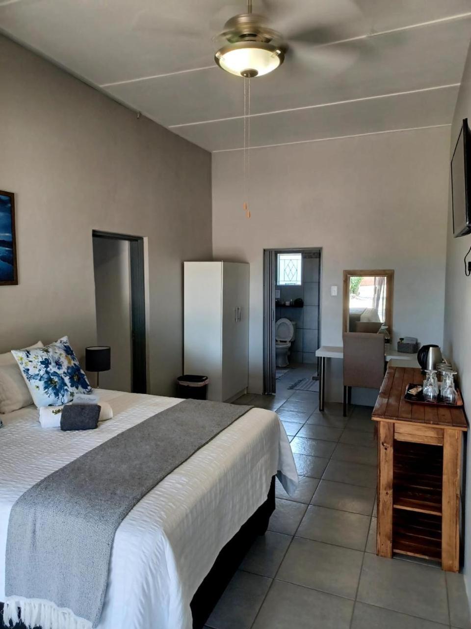 Oppi Draai Guesthouse Oudtshoorn Esterno foto
