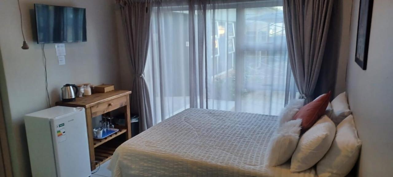 Oppi Draai Guesthouse Oudtshoorn Esterno foto